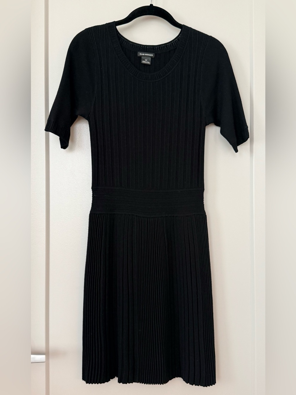 Club Monaco Black Ribbed Knit Midi Dress